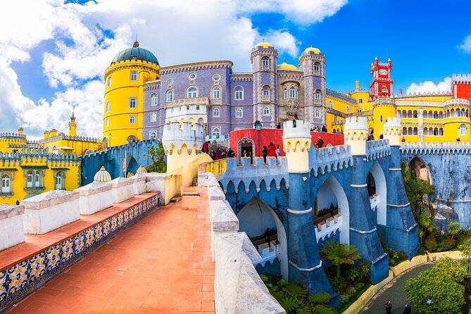 From Lisbon: Sintra, Pena Palace & Wine Tasting Small-Group Tour - Cascais seaside stroll: marina time and fortress-area atmosphere