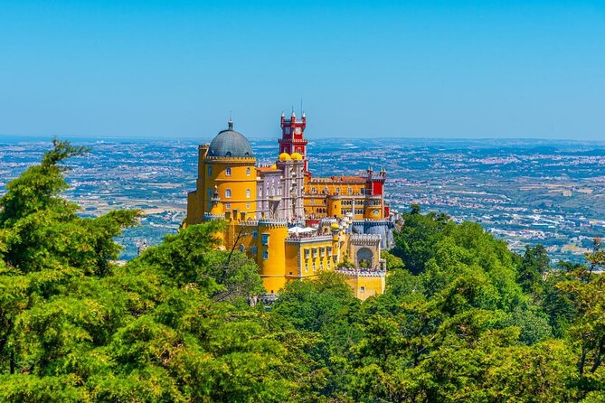 From Lisbon: Sintra, Pena Palace & Wine Tasting Small-Group Tour - Walking, weather, and pacing in a small minivan day