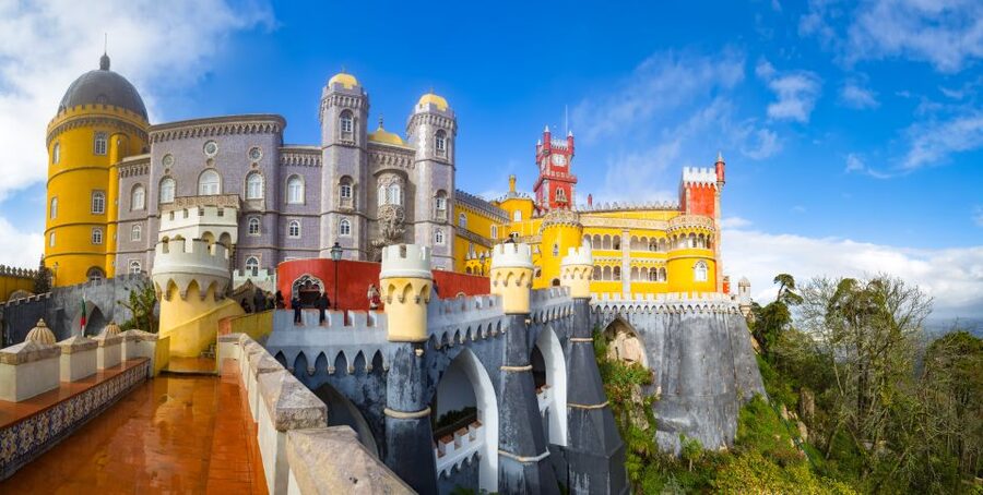 From Lisbon: Sintra Tour - Pena, Regaleira & Monserrate - Quinta da Regaleira and the Initiation Well: Go Down Into the Drama