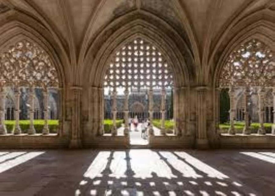 From Lisbon: Tomar, Batalha, Alcobaça, & Óbidos Templar Tour - Mercedes Vito comfort and the pacing that keeps you fresh