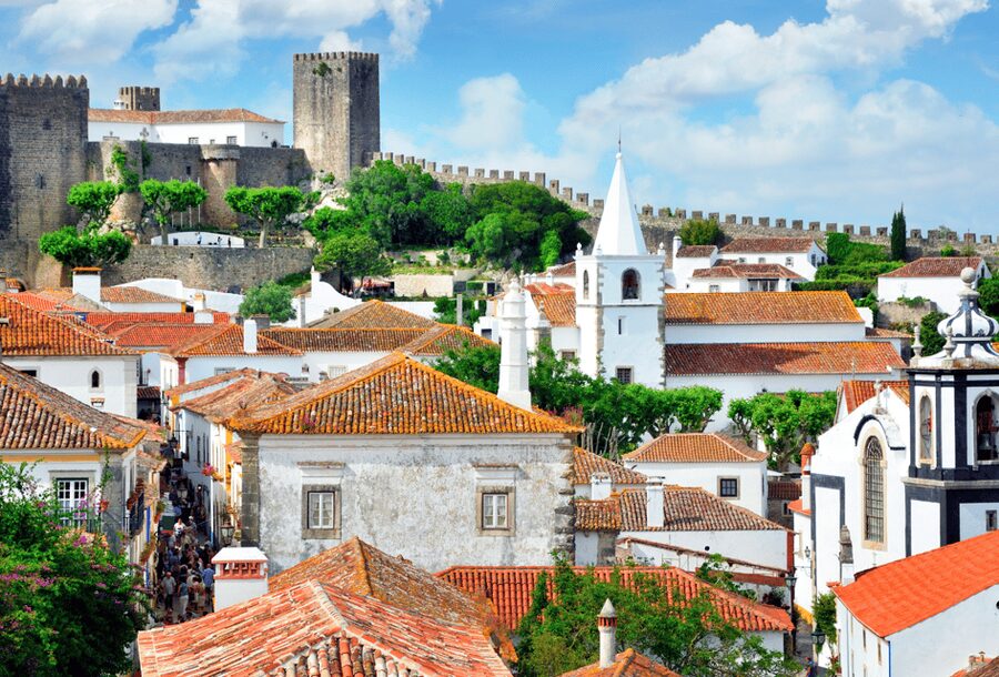 From Lisbon: Tour to Óbidos and Nazaré - Medieval Village, Ginja, and Giant Waves - Praia do Norte and the Lighthouse: your best shot at giant-wave spectacle