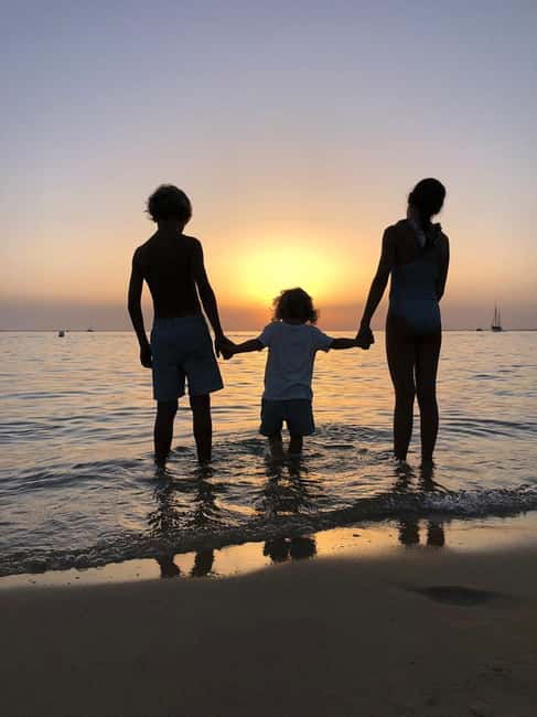 From Olhão: Ria Formosa Sunset Island Boat Tour - Shared group vs private tour, and who should choose which