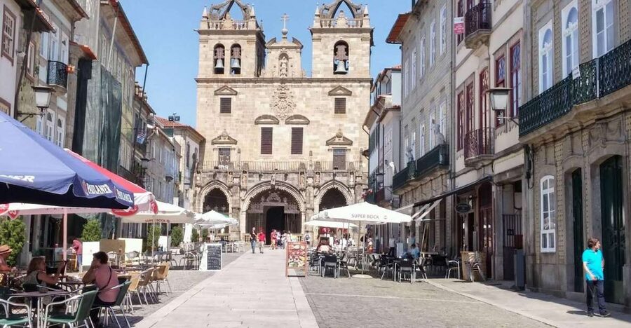 From Oporto: Braga Tour (4Hours) - Half Day - Bom Jesus do Monte: stairs, sanctuary views, and guided meaning
