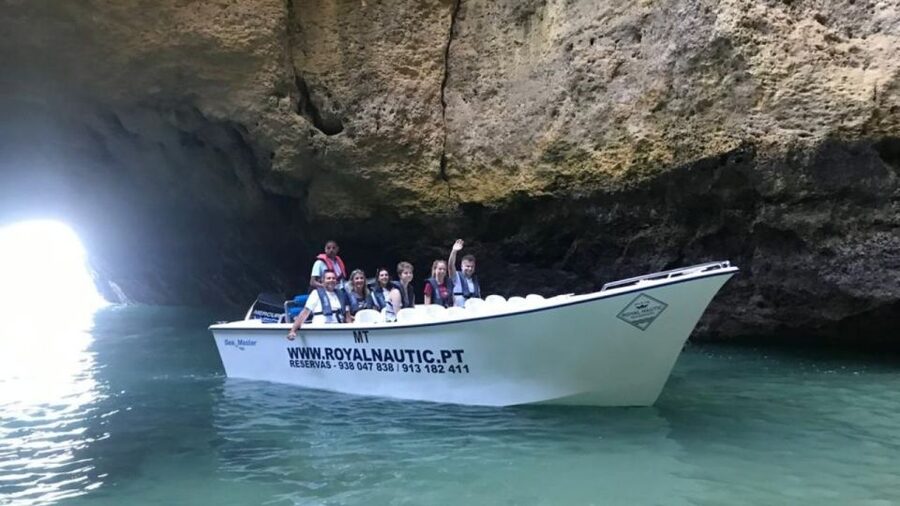 From Portimão: Algar de Benagil and Sea Caves Boat Tour - Practical tips so you enjoy the spray, not fear it