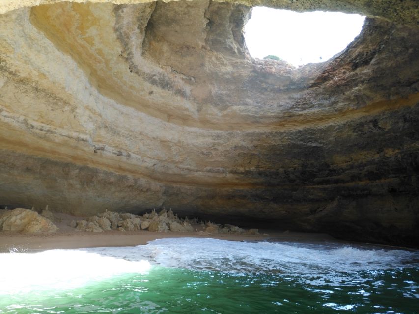 From Portimão: Benagil Caves & Marinha Beach Boat Tour - Marrying speedboat motion with great photos