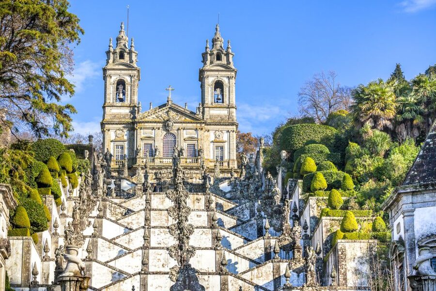 From Porto: Braga & Guimarães with Lunch Small Group Tour - Braga Cathedral with fast-track access and exclusive areas
