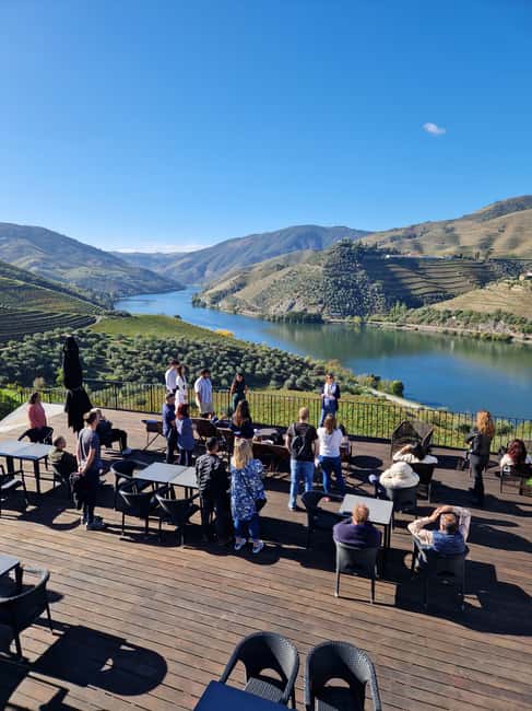 From Porto Day Douro Valley Wine Tour 2 Wine Tasting & Lunch - Key things that make this Douro day work