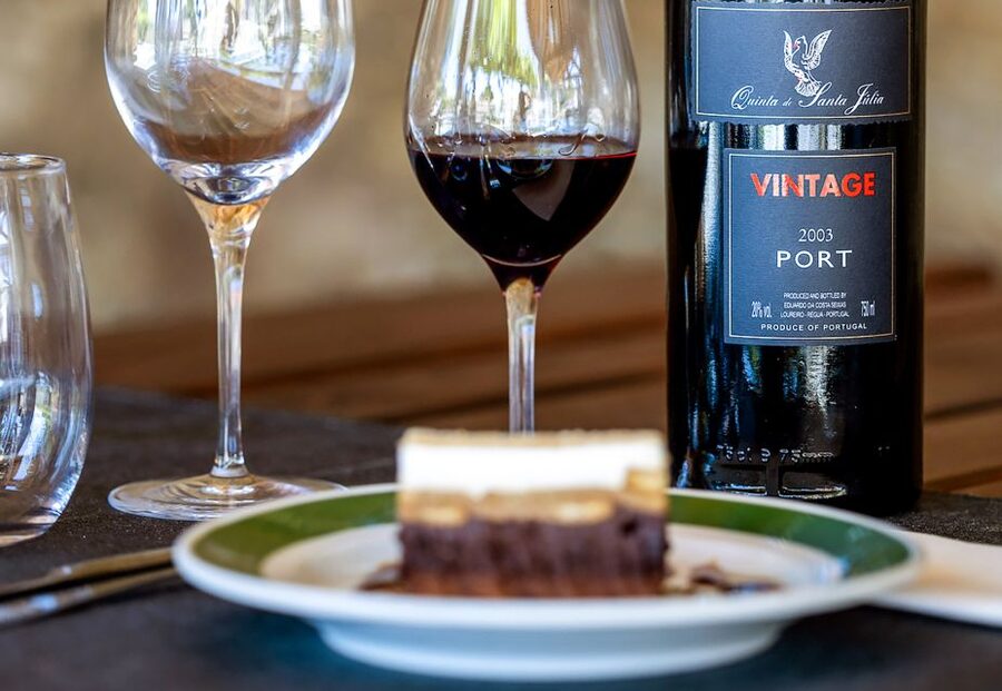 From Porto: Douro Valley w/ Boat Tour, Wine Tasting & Lunch - Pinhão second winery stop: more tastings, more variety