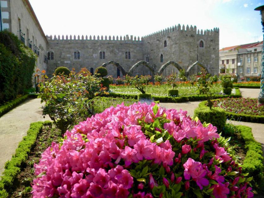 From Porto: Wonders of Braga & Guimaraes Private Day Trip - Private day trip from Porto: what you’re really paying for