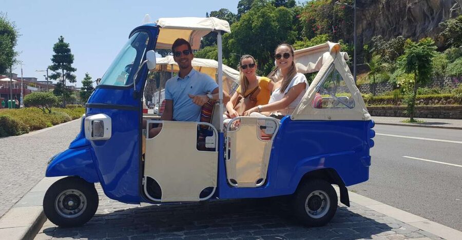 Funchal: Guided City Tuk-Tuk Tour - Zona Velha and the painted doors you might miss