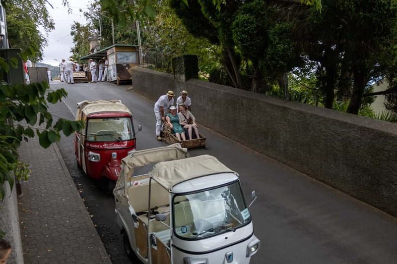 Funchal: Guided Tuk Tuk Tour to Toboggan Rides & Old Town - Marmeleiros viewpoint: the 5-minute stop that helps everything make sense