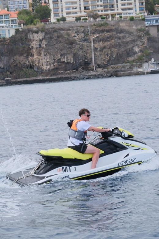 Funchal: Jet Ski Circuit - The pre-ride briefing: where you learn control before speed
