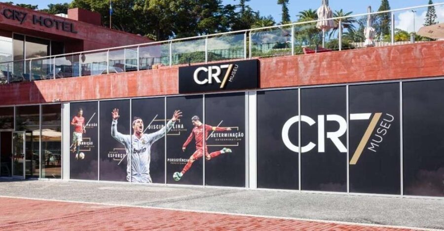 Funchal: Old Town Tuk Tuk Tour with Drop-Off at CR7 Museum - A 1.5-hour tuk tuk loop that makes Old Town feel close