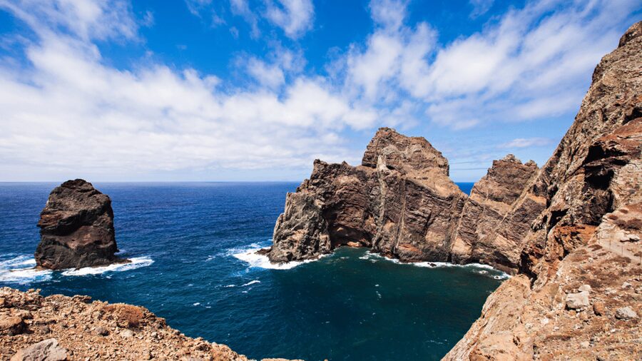 Funchal: Pico do Areeiro to Santana 4x4 East Tour - Pico do Arieiro (1818m): where the clouds decide your mood