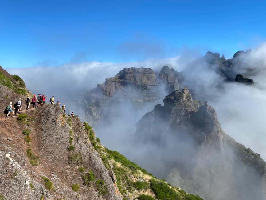 Funchal: PR1.2 Pico Ruivo & Achada Teixeira Hiking Transfer - Timing that affects the whole day, including the 10.30 to 11.00am slot