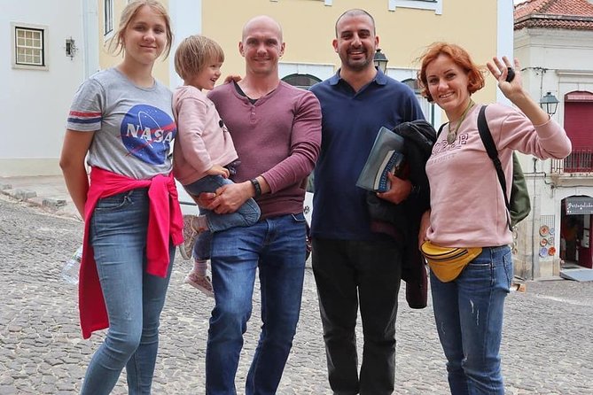 Guided tour of the University and city of Coimbra. - Stop 1 bonus value: your guide turns campus into a story
