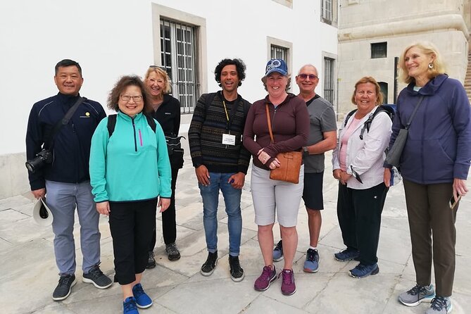 Guided tour of the University and city of Coimbra. - Stop 3: Igreja de Santa Cruz, with Rua da Sofia and Pátio da Iniquiricao context