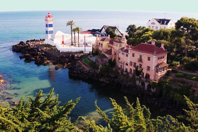 Guided Tour to Sintra, Pena, Regaleira, Cabo da Roca and Cascais - Colares lunch: plan for an optional meal window