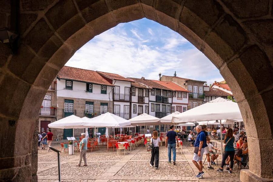 Guimarães: Private Flexible Walking Tour in Historic Center - Key highlights to pay attention to