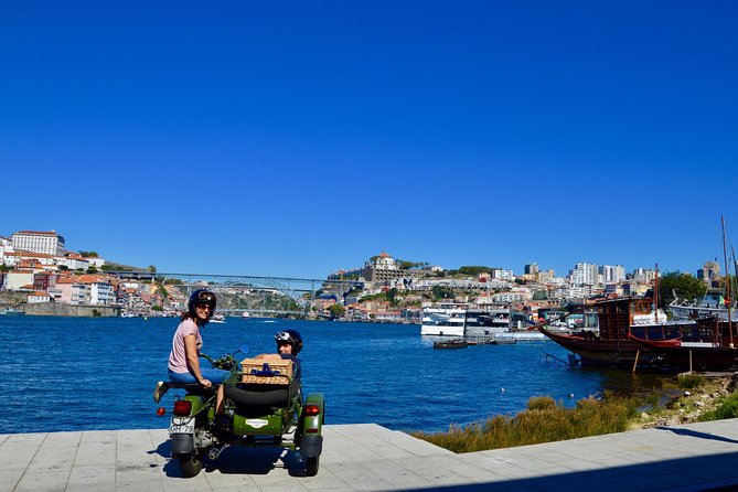 Highlights of Porto on a glamorous sidecar - Half Day - From Catedral do Porto to Igreja de Sao Pedro de Miragaia