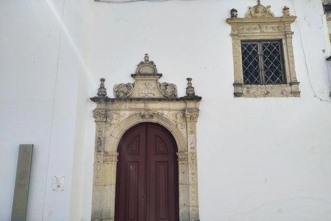 In the Heart of the City: Get to know the history of Tomar and taste local Tapas! - Stop 1 to Stop 7: Bridge, Churches, Synagogue, and the City’s Water