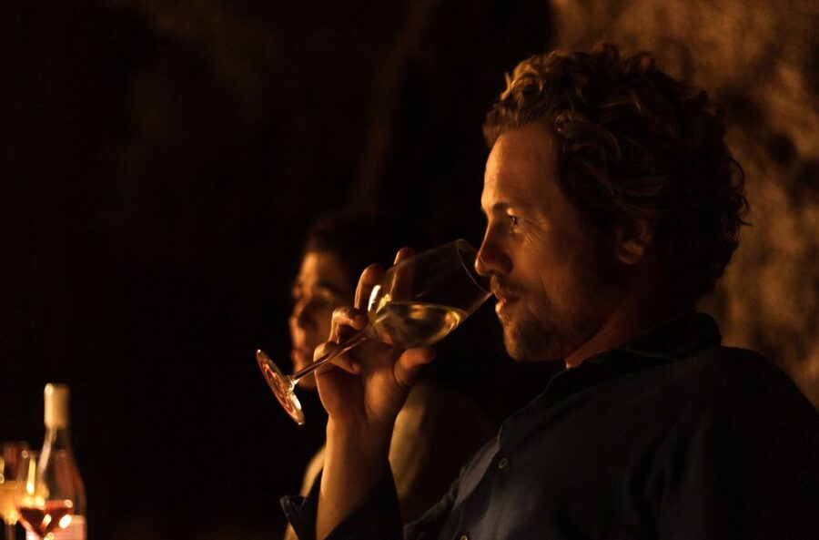 Lagoa: 2.5-Hour Vineyard Dinner with Winetasting - Dinner setting options: under the tree, in the press, or in the main house