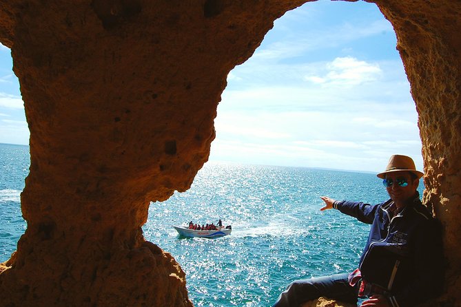 Lagos and Carvoeiro Premium - Shared small group > VTours Algarve - Infante Dom Henrique and Santa Maria de Lagos: short stops, clear context
