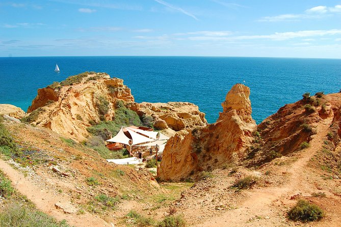 Lagos and Carvoeiro Premium - Shared small group > VTours Algarve - Algar Seco: cliff carvings, fossils, and a view built by storms