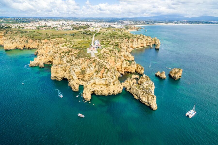 Lagos: Brunch and Benagil Caves - What this Lagos-to-caves cruise does differently