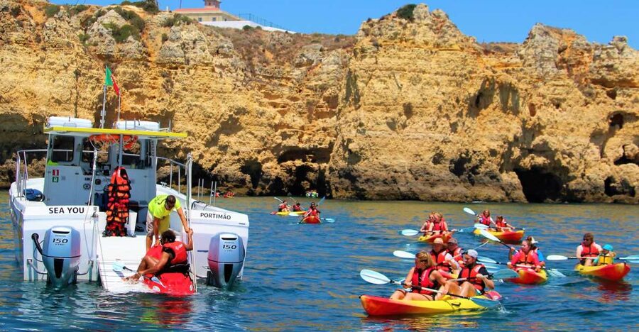 Lagos: Kayaking Tour - Before you paddle: safety talk and quick kayak setup