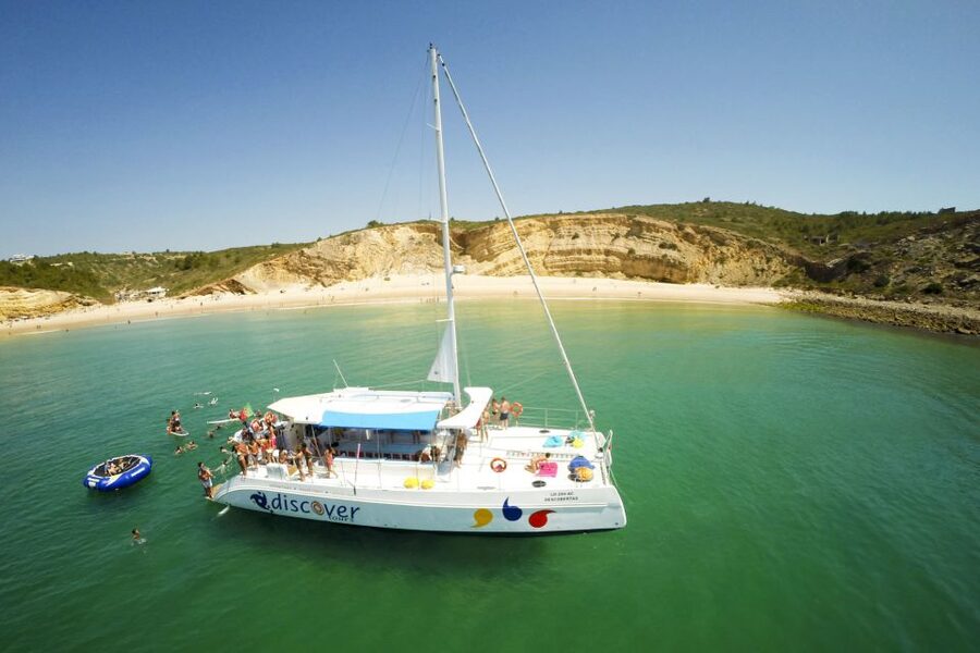 Lagos: Piedade Caves & Coastline - Catamaran - Donas Ana, Camilo, and Porto de Mós: read the coast like a pro