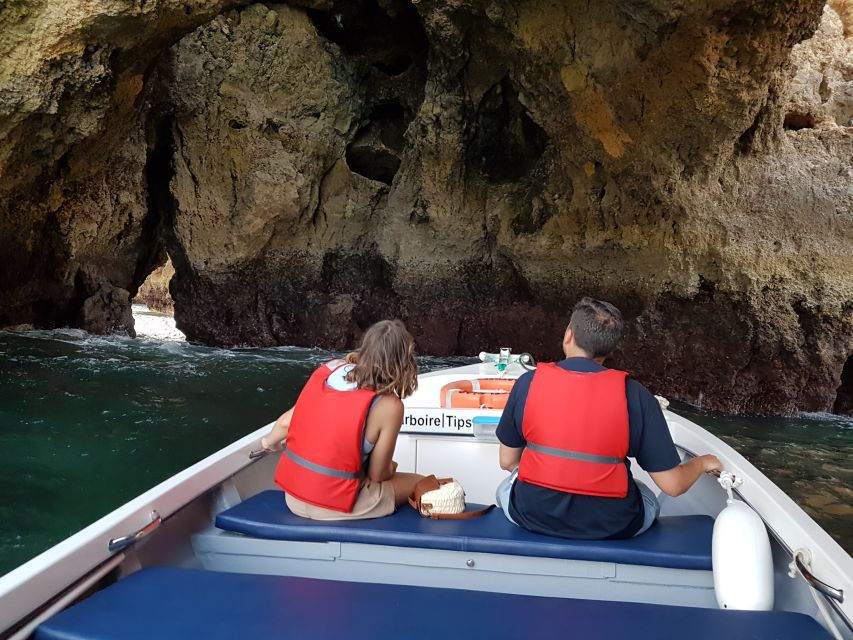 Lagos: Ponta da Piedade Coastline Tour - Animal-shaped rocks and the tight passages that make it feel close