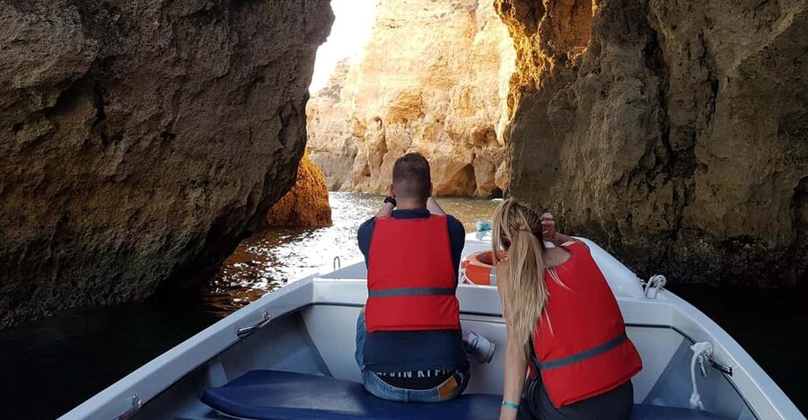 Lagos: Ponta da Piedade Grotto 1-Hour Tour with Local Guide - Meeting Lagos Marina: find the Passeios de Barco gate fast