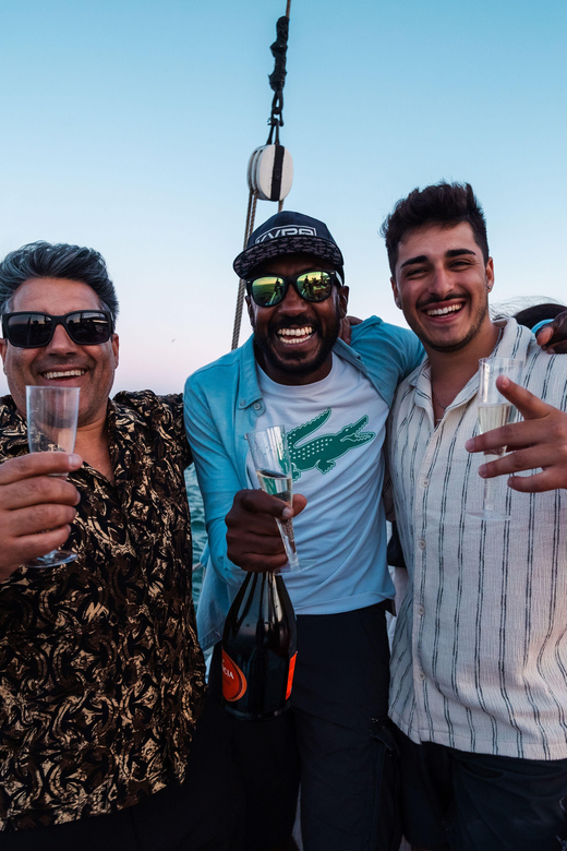 Lagos: Sunset Sail aboard a Traditional Boat with Prosecco - Traditional Boat Sailing in Lagos: The Part You Will Remember