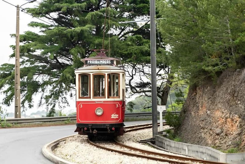 Lisboa: Sintra, Pena, Regaleira, Roca Coast, & Cascais Tour - Cascais: Royal Summer Town, WWII Exile Stories, and a Lunch Break