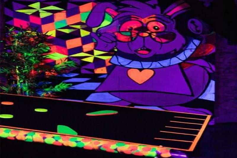 Lisbon: 18-Hole Indoor Minigolf Ticket with Bar Area - Why This Mini Golf Setup Feels Right for Lisbon Evenings