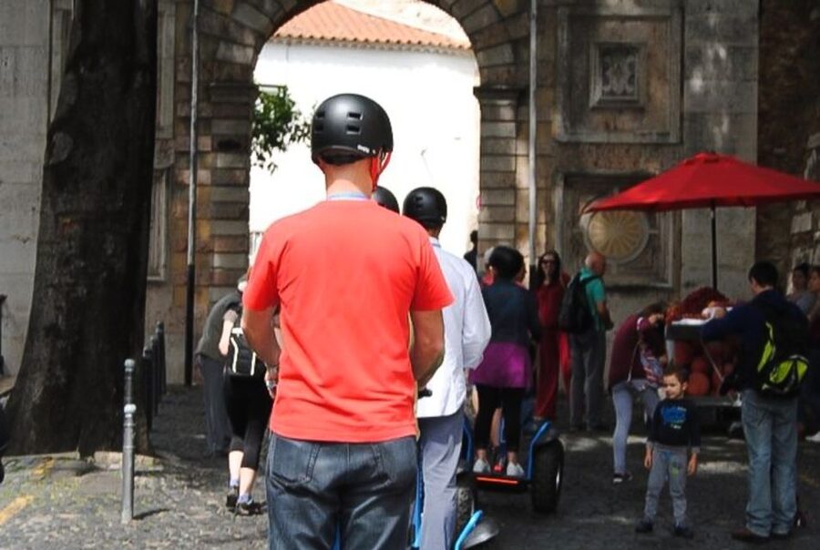 Lisbon: 2 Hour Private Segway Streets of Fado - From Rua das Olarias to Mouraria, the tour starts with real street skills