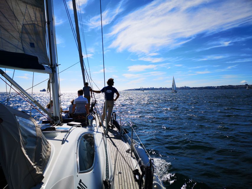 Lisbon: 2-Hour Sailing Yacht Cruise & Guided Tour w/2 drinks - Lisbon Tagus sailing cruise: a smart way to see more in less time