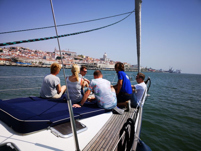 Lisbon: 2-Hour Sailing Yacht Cruise & Guided Tour w/2 drinks - Ponte 25 de Abril: Lisbon’s famous bridge, up close without the crowd