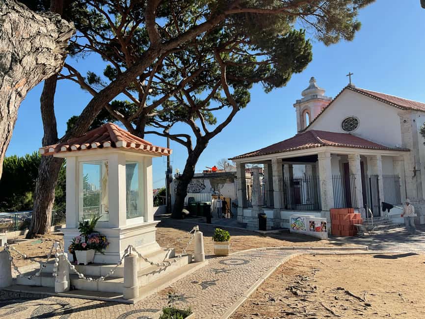 Lisbon:2-hour sightseeing TukTuk Tour with free Pickup - Key highlights worth planning for