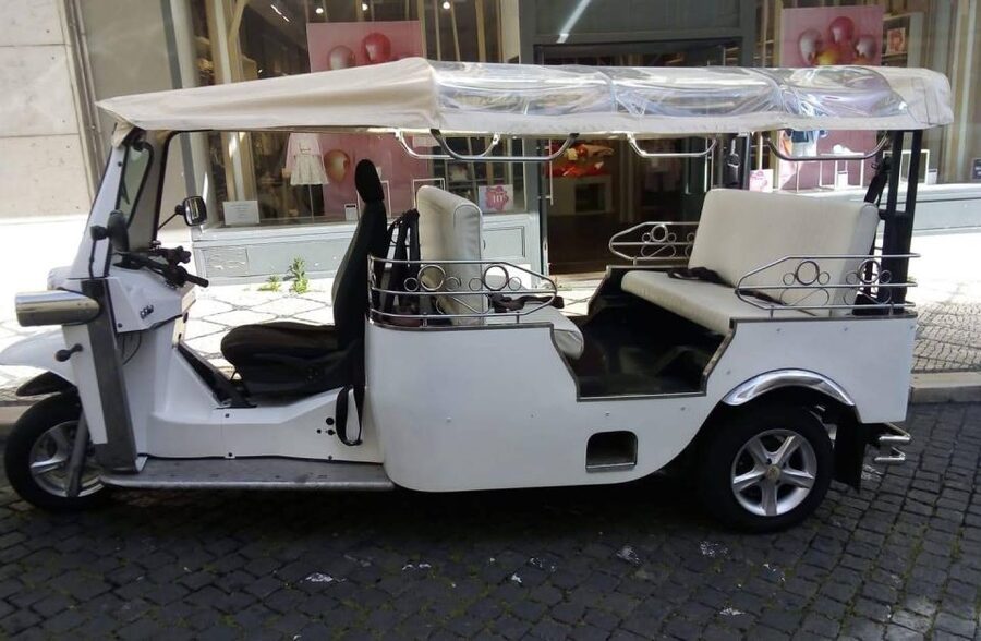 Lisbon: 3-Hour Sightseeing Tuk-Tuk Tour with Free Pickup - Electric Tuk-Tuks and the Photo Stop System at 360 Degrees