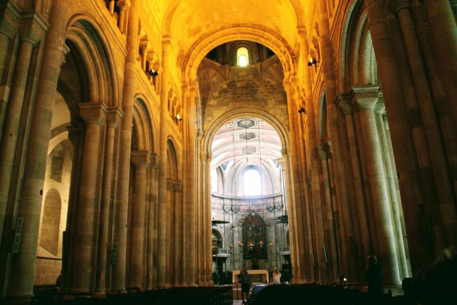Lisbon: 3-Hour Sightseeing Tuk-Tuk Tour with Free Pickup - Where You Meet at Pestana CR7 Lisboa and How Pickup Works