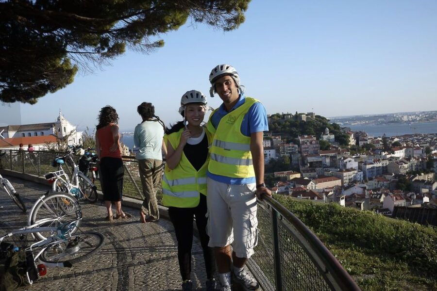 Lisbon: 7 Hills Half-Day Electric Bike Tour - Key reasons this half-day electric bike tour works