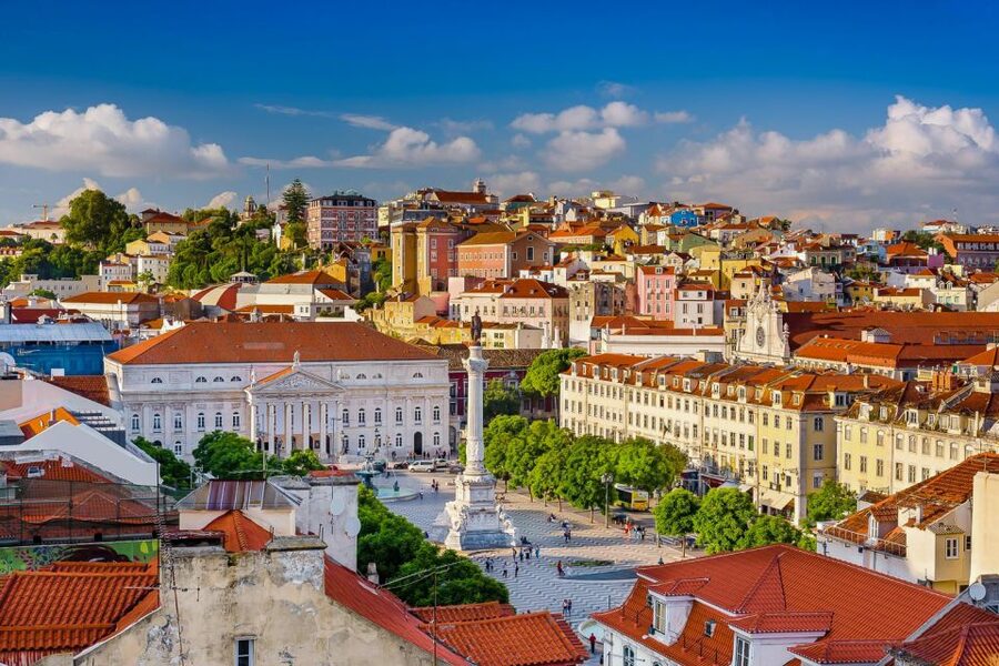 Lisbon: Alfama, Bairro Alto and Downtown Walking Tour - Meeting at the Statue of Saint Vicente, Then Getting Oriented Fast