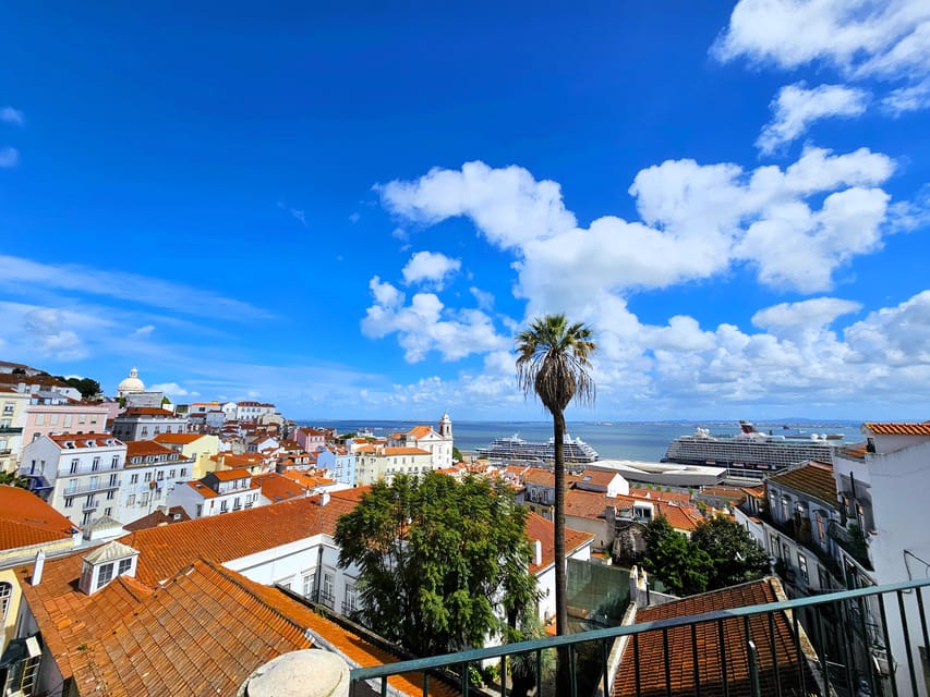 Lisbon: Alfama tour by tuktuk private, up to 90 min - Price and private value: is $38 per person fair?