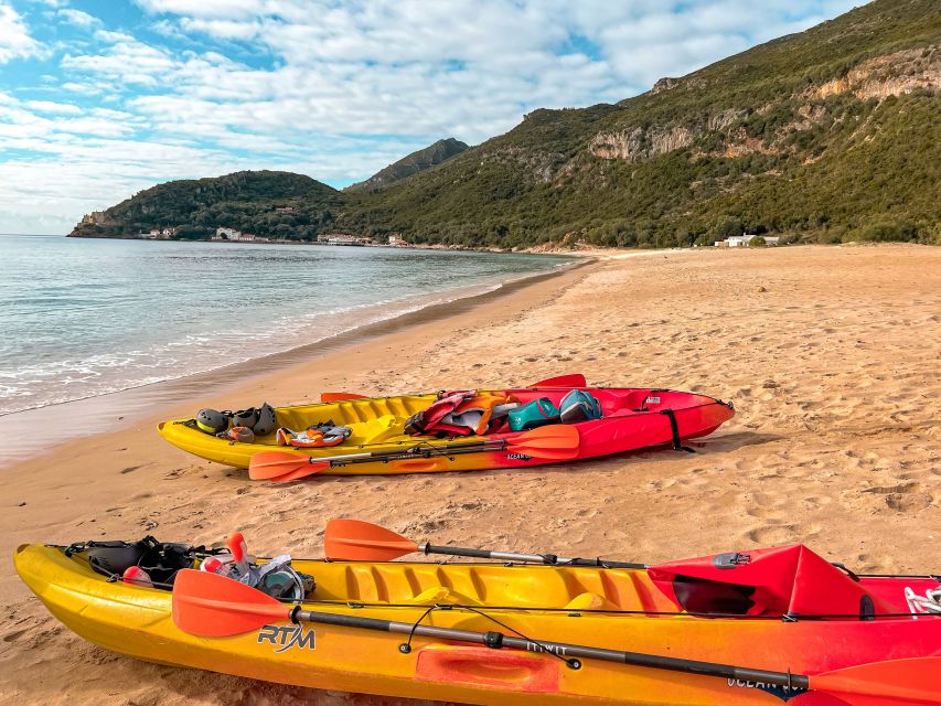 Lisbon: Arrábida Kayak and Coasteering Adventure Tour - Portinho da Arrábida: 4 Hours on the Water in Arrábida Natural Park