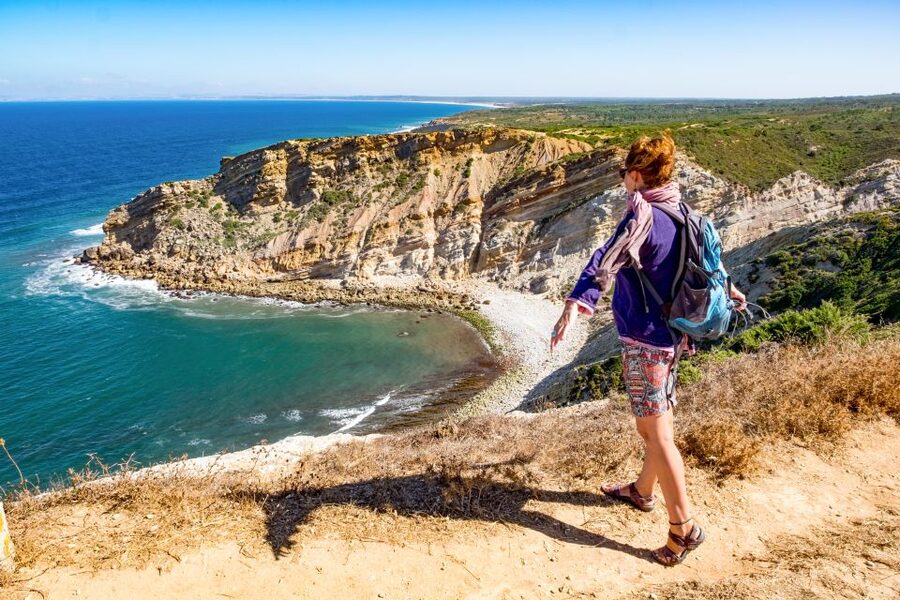 Lisbon: Arrábida Natural Park and Sesimbra Day Trip - Lunch in Sesimbra: plan for fresh fish and bring the right payment