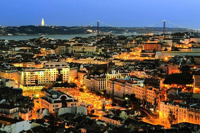 Lisbon: Authentic Fado Show, Dinner and Night Tour - Alfama photo stop and the quick Fado Museum glimpse