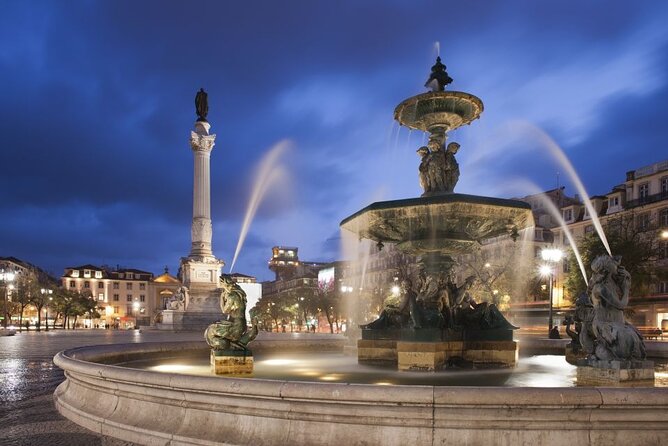 Lisbon: Authentic Fado Show, Dinner and Night Tour - From your hotel to the National Pantheon night passes