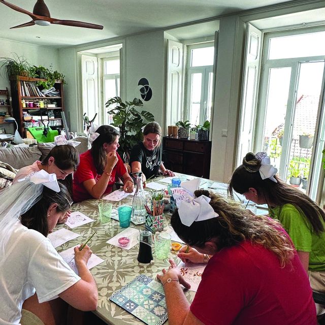 Lisbon: Azulejos' Design Create Your Own Tile Workshop - Who this workshop suits best in Lisbon